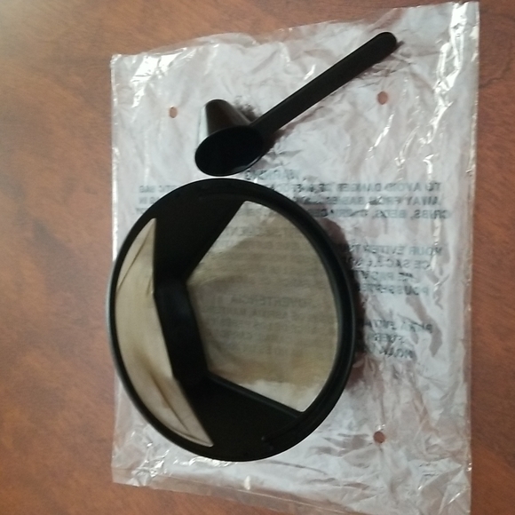 3/$12 NWOT Cuisinart Gold Tone Filter - Picture 3 of 9